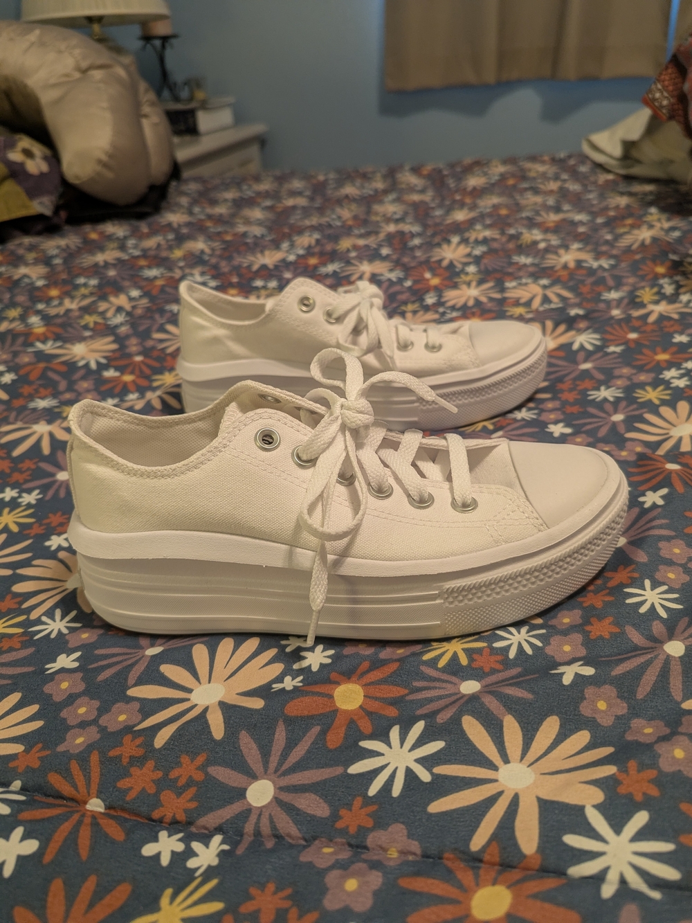 Converse Women's Platform Brand New